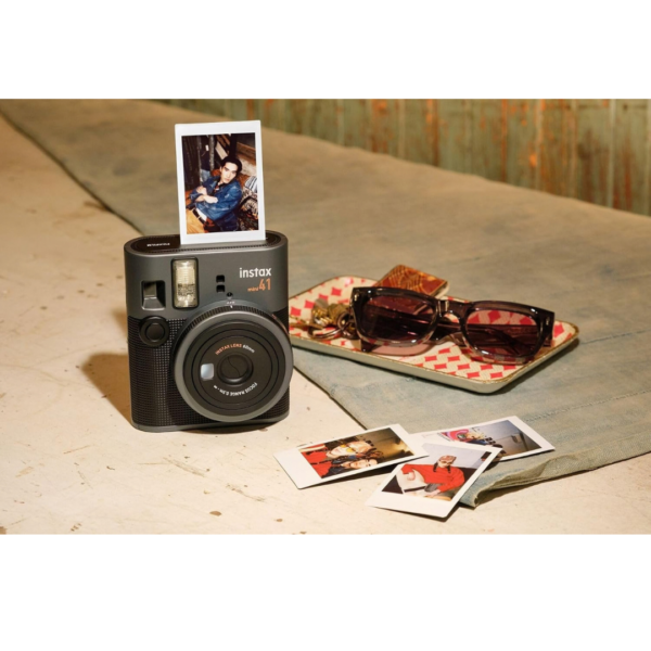 2-88.png INSTAX mini film instant camera