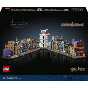 3-32.png LEGO Harry Potter Diagon Alley Wizarding Shops 76444