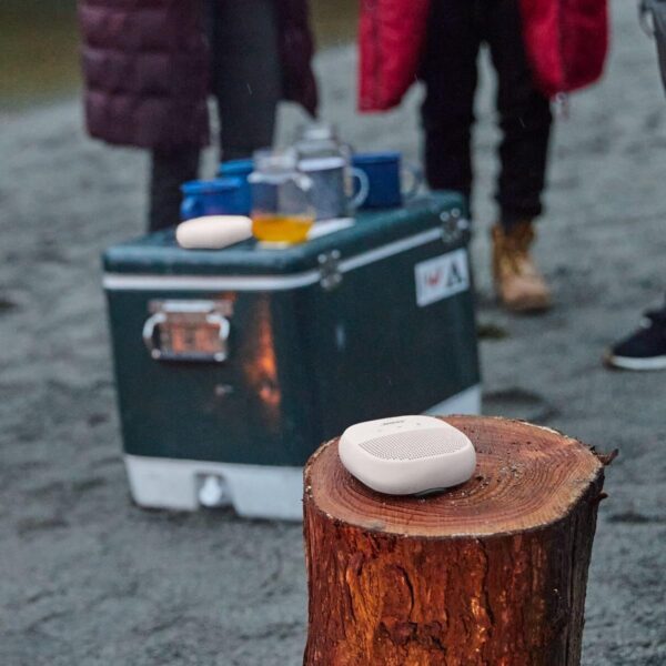 71hdaQQcjXL._AC_SL1200_.jpg Bose SoundLink Micro Bluetooth Speaker