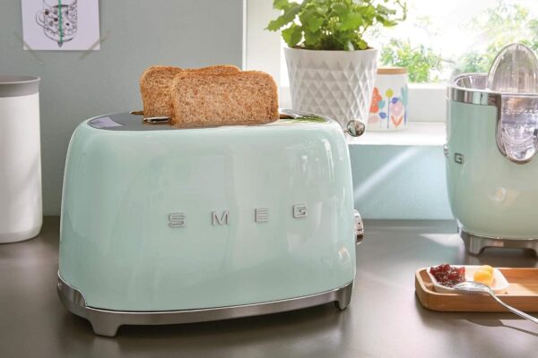 71yAvB7ieKL._AC_SL1500_.jpg Smeg TSF01PGUK 2 Slice Toaster