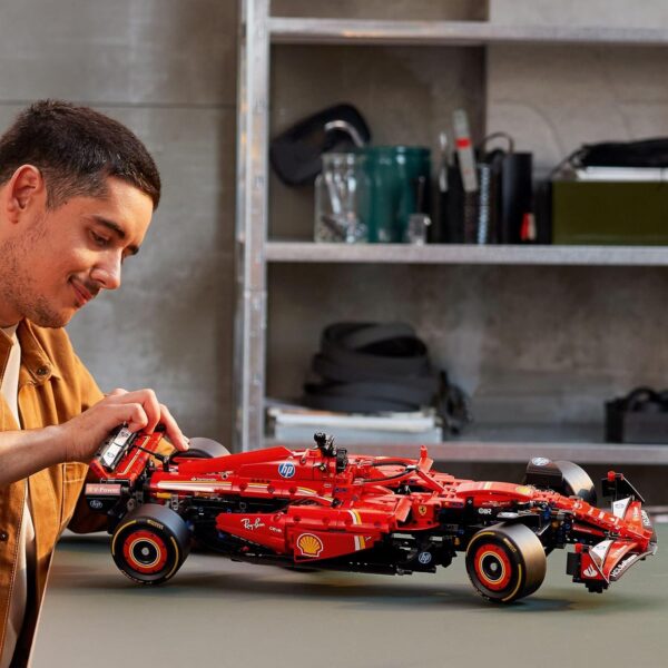 81FgltMHlL._AC_SL1500_.jpg LEGO Technic Ferrari SF-24 F1 Car 42207