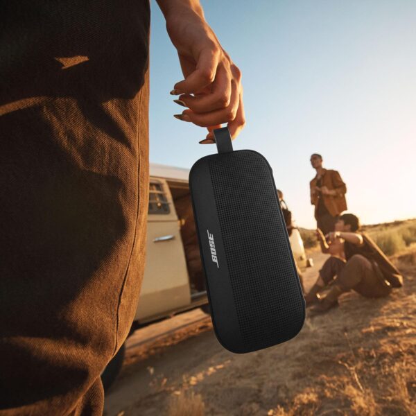 81en7quaVXL._AC_SL1500_.jpg Bose SoundLink Flex SE Portable Bluetooth Speaker (2nd Gen)