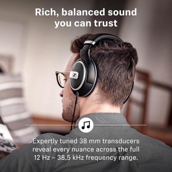 81kQzSCSHRL._AC_SL1500_.jpg Sennheiser HD 599 SE Open-Back, Wired Over Ear Headphones, Premium Design, Natural Balanced Audio, Comfortable Fit for Music, Gaming, School, Work, Black
