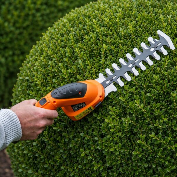81rqx0lWIpL._AC_SL1500_.jpg Yard Force 7.2V Cordless Edging Grass & Hedge Shear Set with Li-Ion battery and Charger - LH A17
