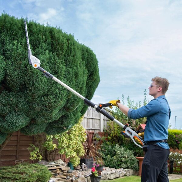 91Iwe0KfMML._AC_SL1500_.jpg VonHaus Pole Hedge Trimmer Cordless 20V – x2 Batteries & Charger, G-Series